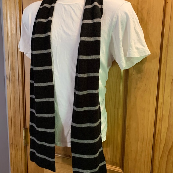 Men’s Scarf bundle - Picture 6 of 9